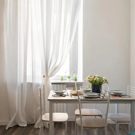 Apartment Sempione Rentclass Oberon Milan